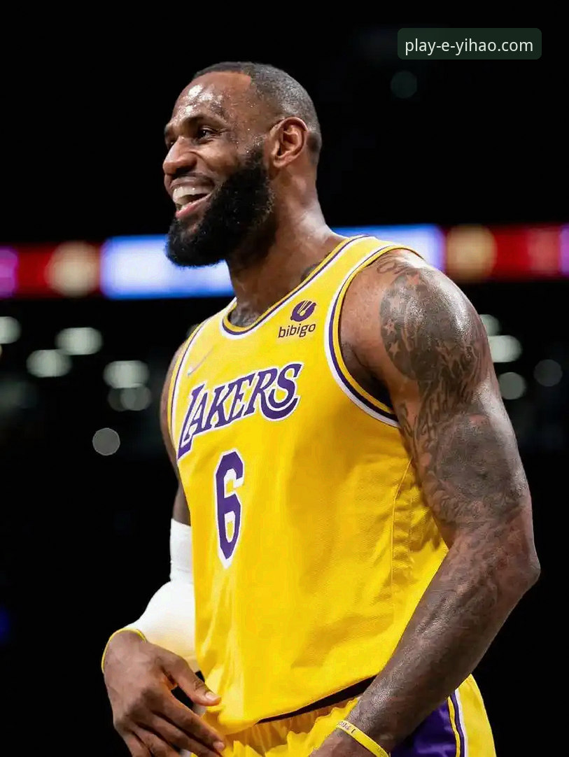 从骑士vs湖人看NBA战术博弈：壹号娱乐APP下载使用指南助你深度解析比赛细节